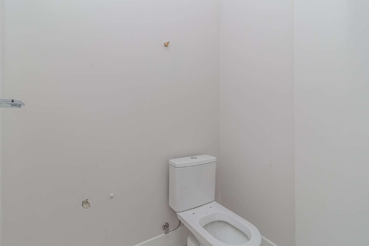 Apartamento à venda no Pioneiros: 