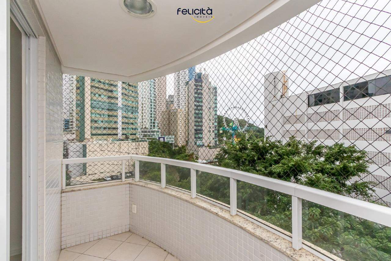 Apartamento de 3 quartos, 130m² no bairro Pioneiros, em Balneário Camboriú | Eu Corretor