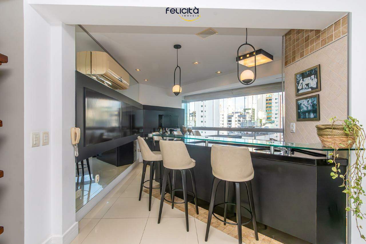 Apartamento de 3 quartos, 280m² no bairro Centro, em Balneário Camboriú | Eu Corretor