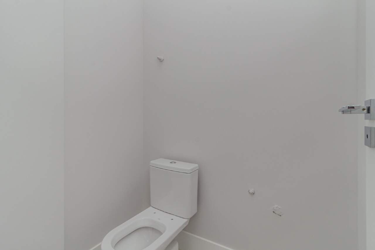 Apartamento à venda no Pioneiros: 