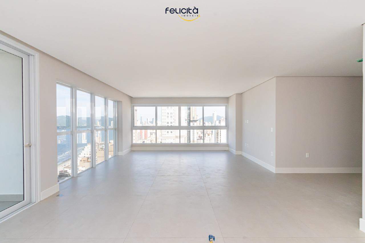 Apartamento de 4 quartos, 190m² no bairro Centro, em Balneário Camboriú | Eu Corretor