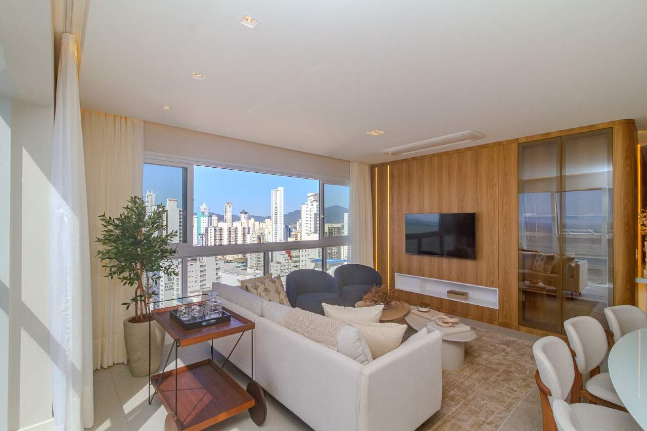Apartamento de 4 quartos, 190m² no bairro Centro, em Balneário Camboriú | Eu Corretor