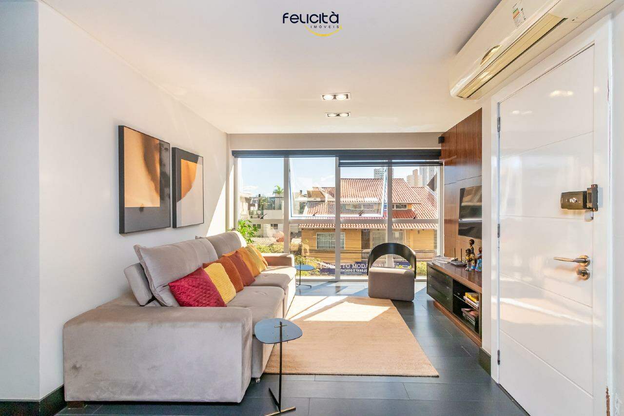 Apartamento de 3 quartos, 210m² no bairro Centro, em Balneário Camboriú | Eu Corretor