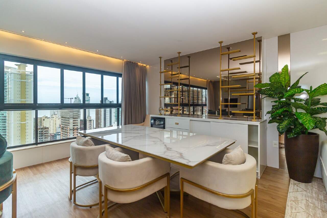 Apartamento à venda no Centro: