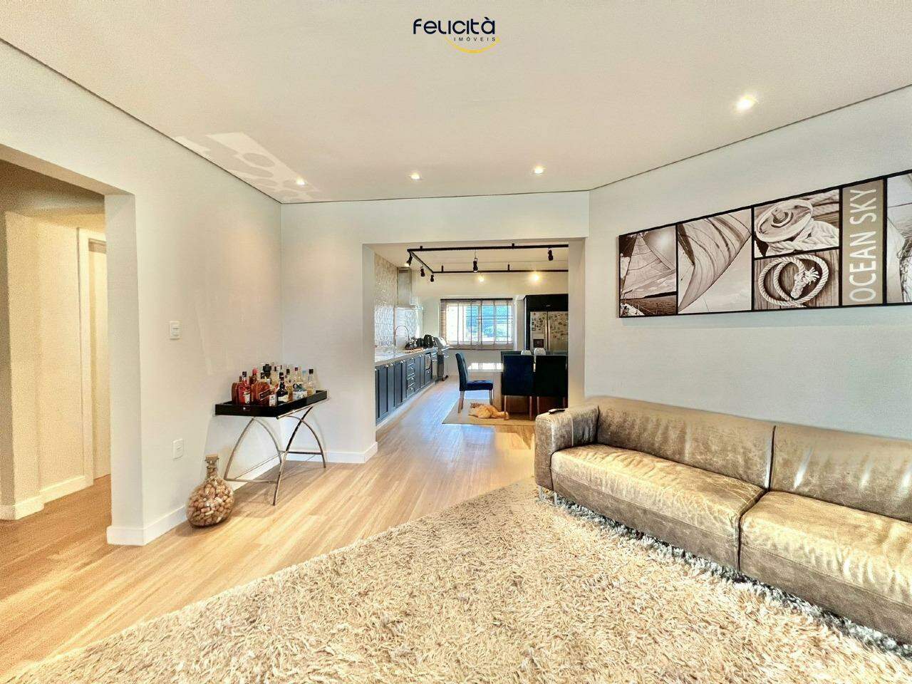 Apartamento de 3 quartos, 227m² no bairro Centro, em Balneário Camboriú | Eu Corretor