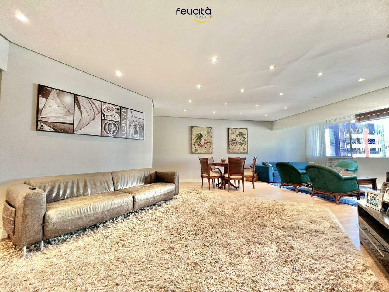 Apartamento de 3 quartos, 227m² no bairro Centro, em Balneário Camboriú | Eu Corretor