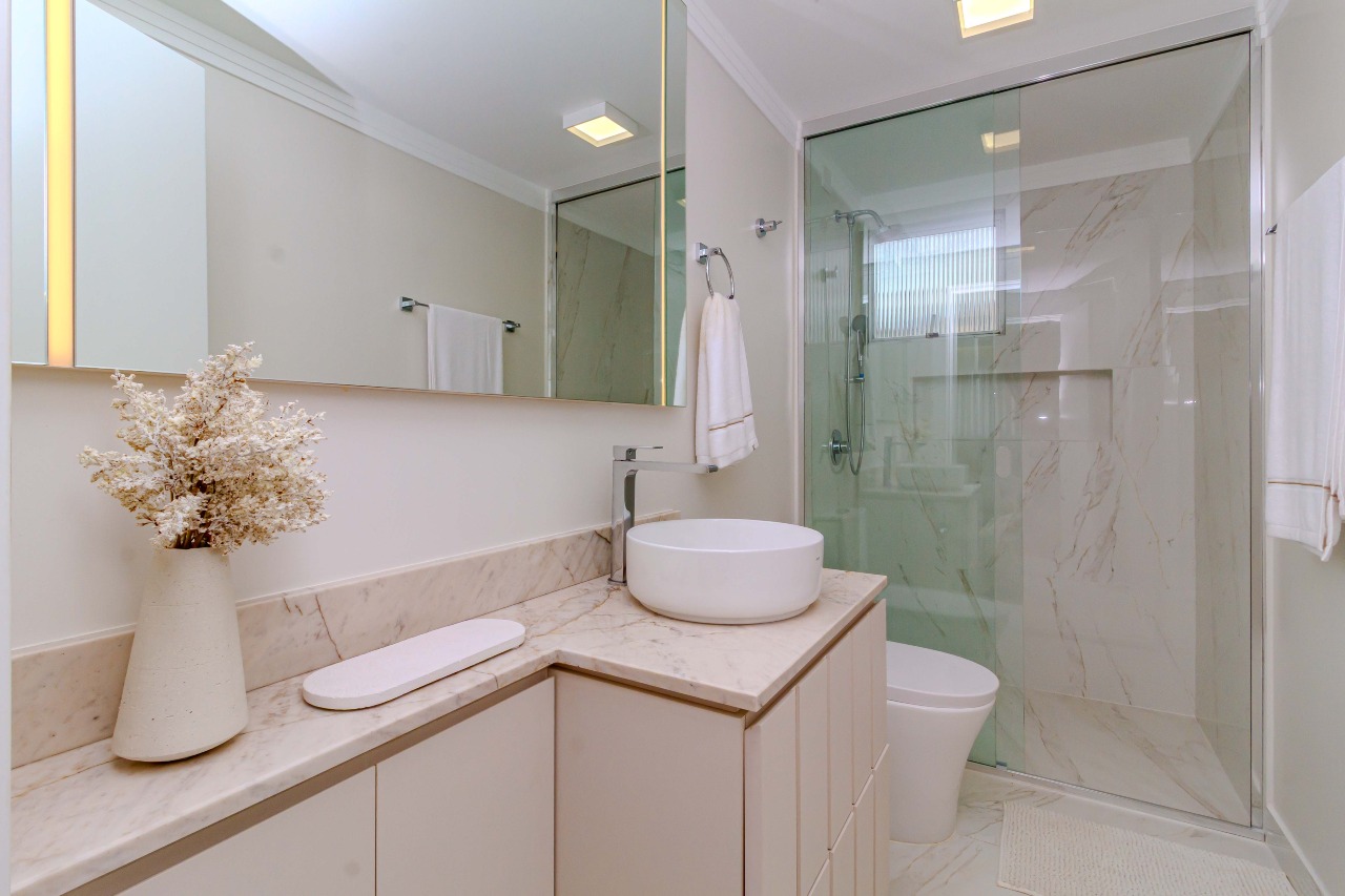 Apartamento à venda no Pioneiros: 