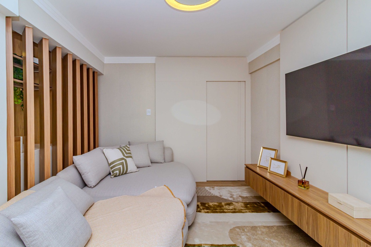 Apartamento à venda no Pioneiros: 