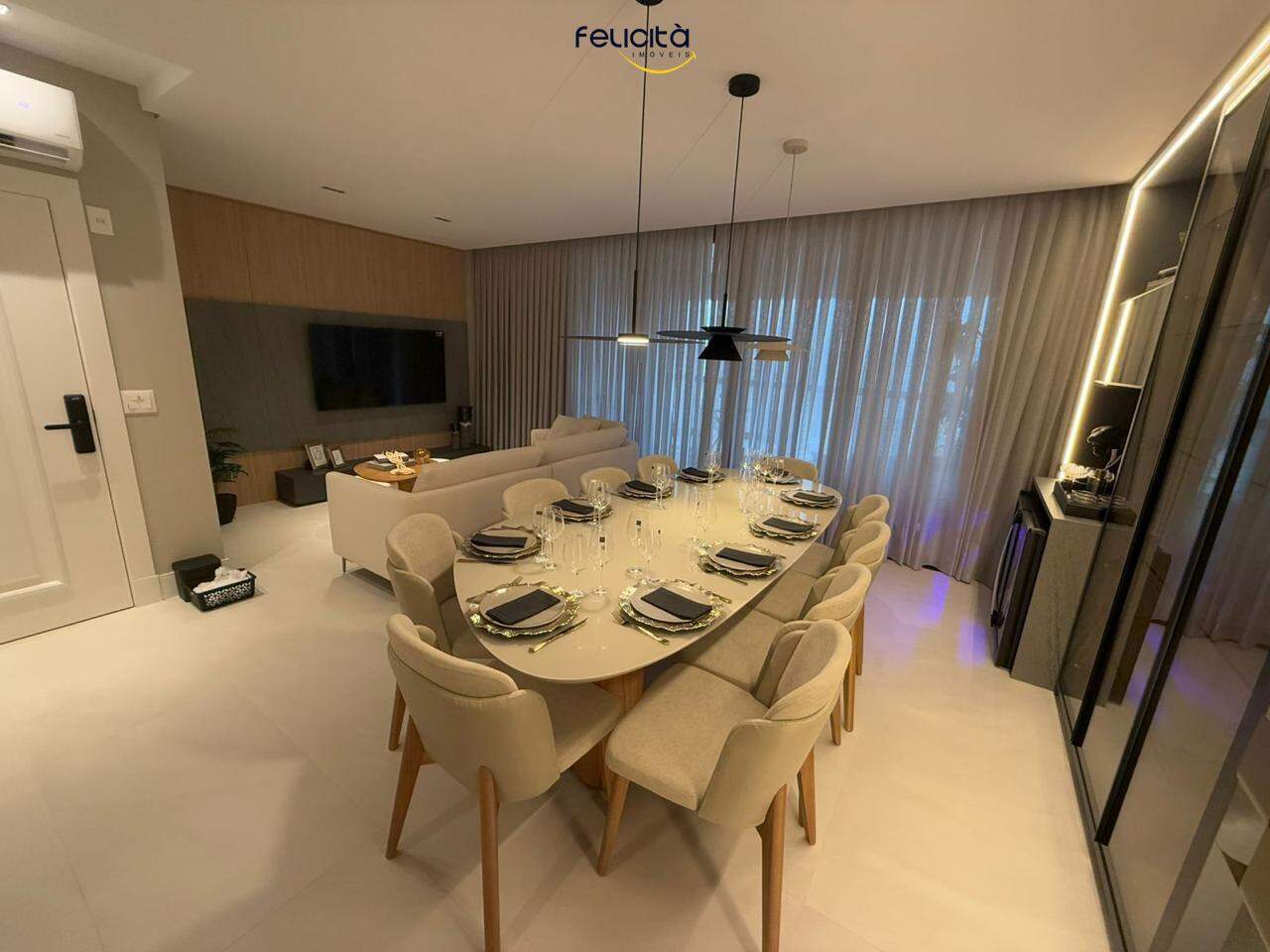 Apartamento de 4 quartos, 132m² no bairro Centro, em Balneário Camboriú | Eu Corretor