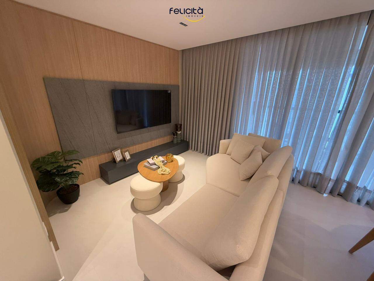 Apartamento de 4 quartos, 132m² no bairro Centro, em Balneário Camboriú | Eu Corretor
