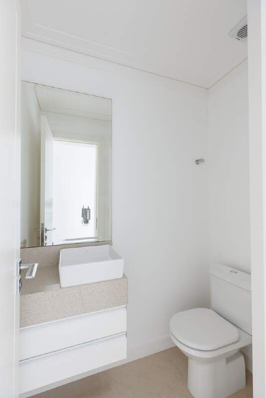 Apartamento à venda no Centro: Lavabo social