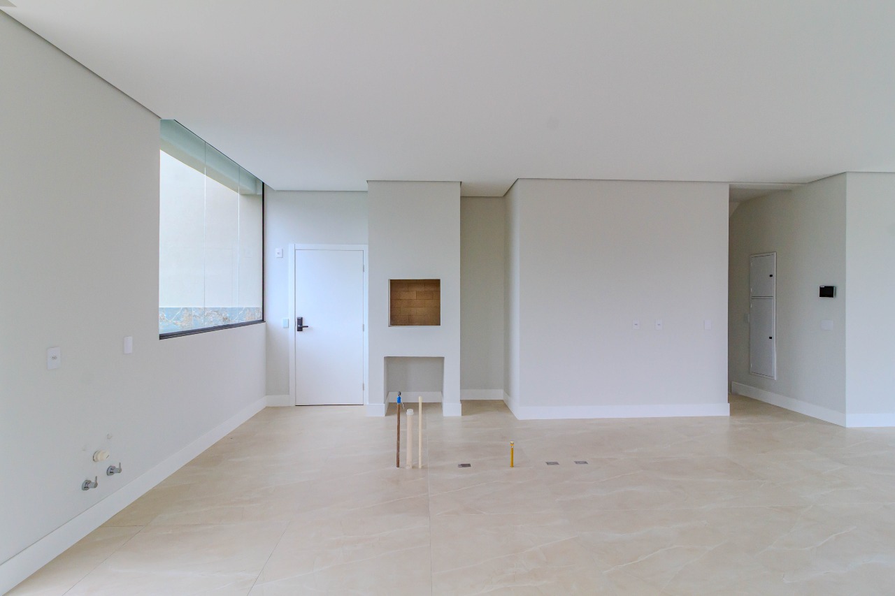 Cobertura à venda no Praia Brava: 