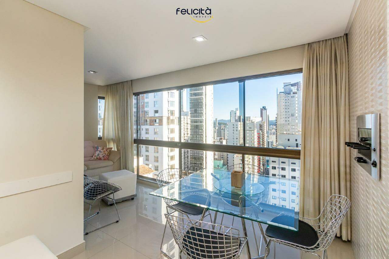 Apartamento de 3 quartos, 135m² no bairro Centro, em Balneário Camboriú | Eu Corretor