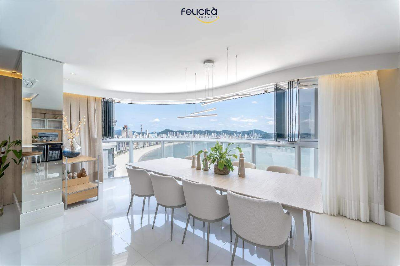 Apartamento de 4 quartos, 237m² no bairro Centro, em Balneário Camboriú | Eu Corretor