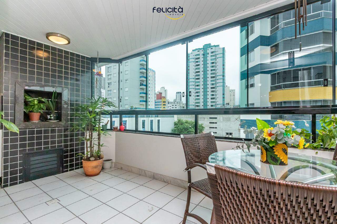 Apartamento de 3 quartos, 120m² no bairro Centro, em Balneário Camboriú | Eu Corretor