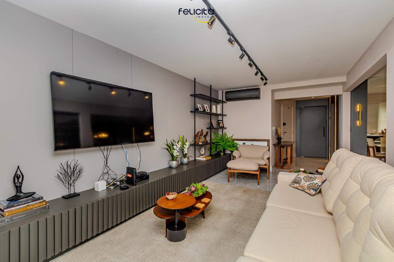 Cobertura de 4 quartos, 234m² no bairro Centro, em Balneário Camboriú | Eu Corretor