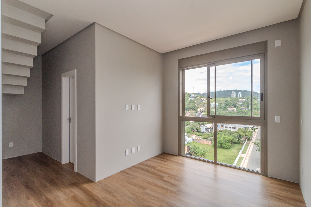 Cobertura à venda no Praia Brava: 