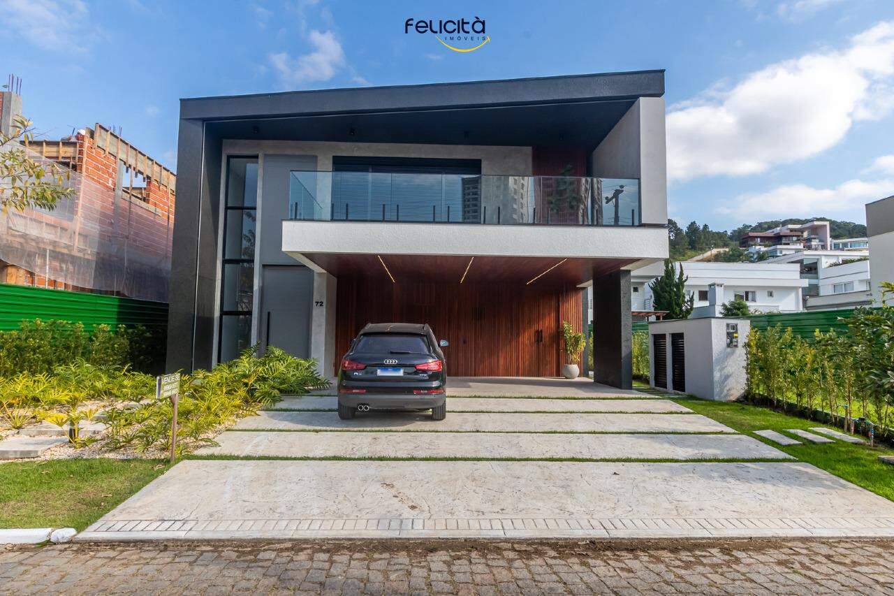 Casa de Condomínio de 5 quartos, 383m² no bairro Praia Brava, em Itajaí | Eu Corretor