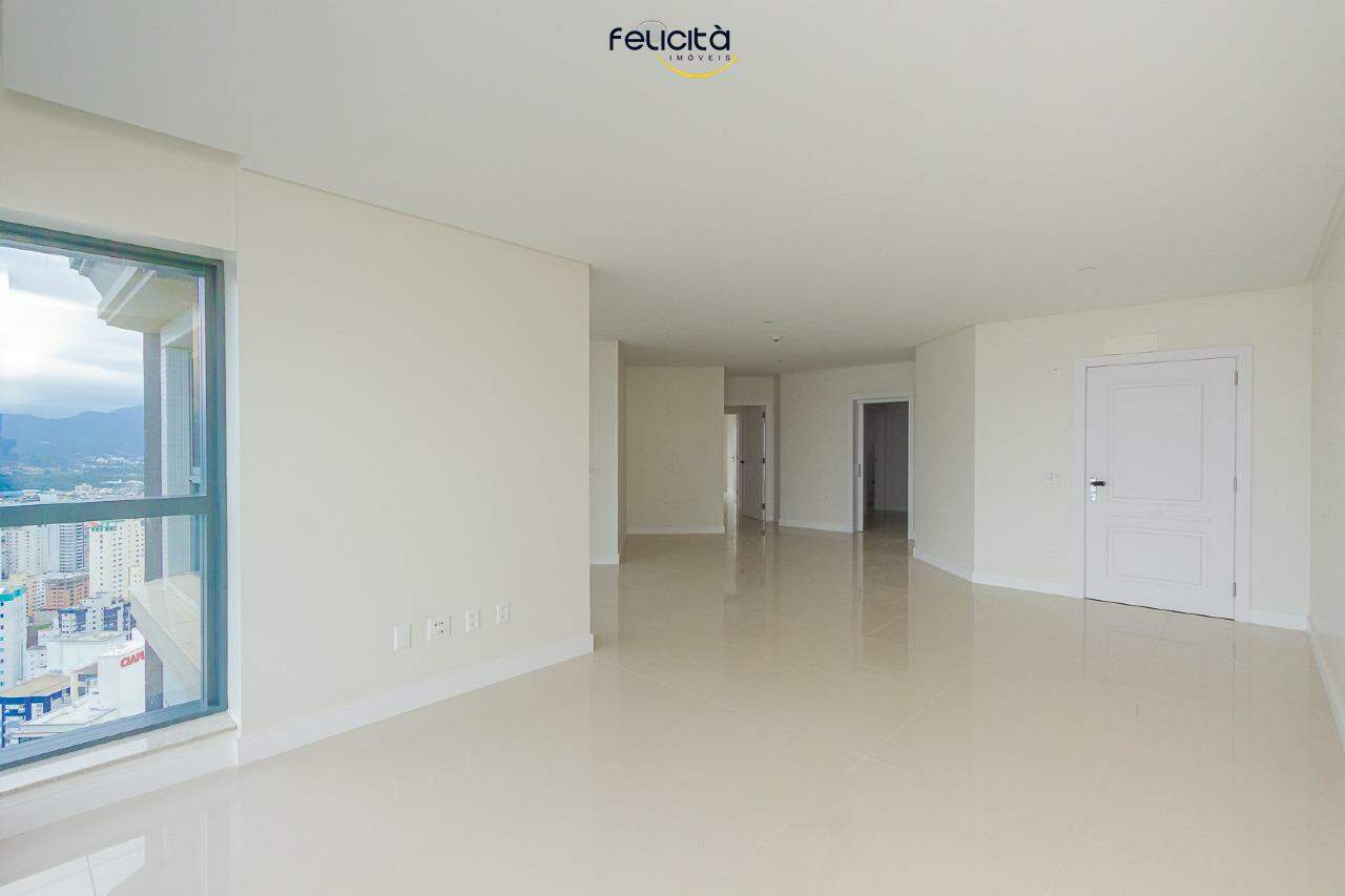 Apartamento de 4 quartos, 182m² no bairro Centro, em Balneário Camboriú | Eu Corretor