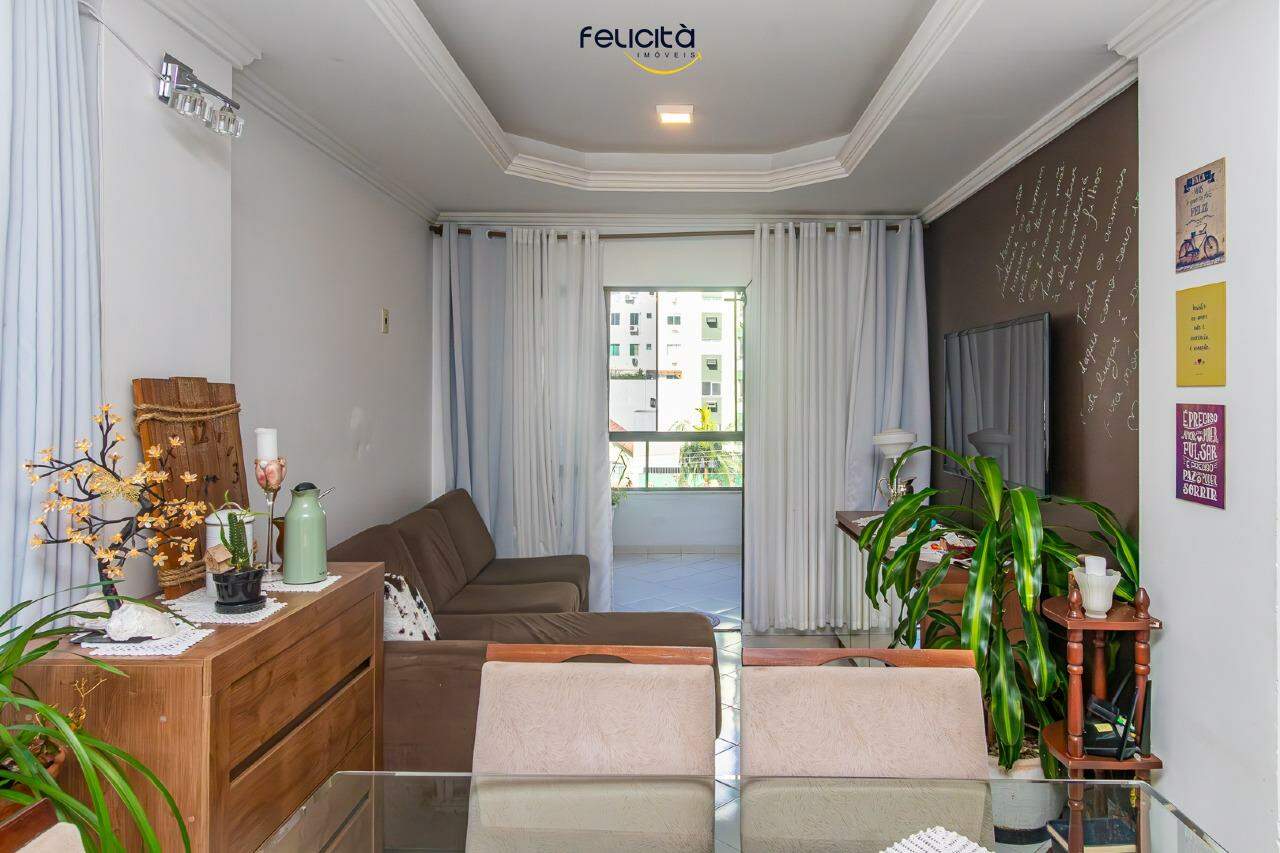 Apartamento de 3 quartos, 131m² no bairro Centro, em Balneário Camboriú | Eu Corretor