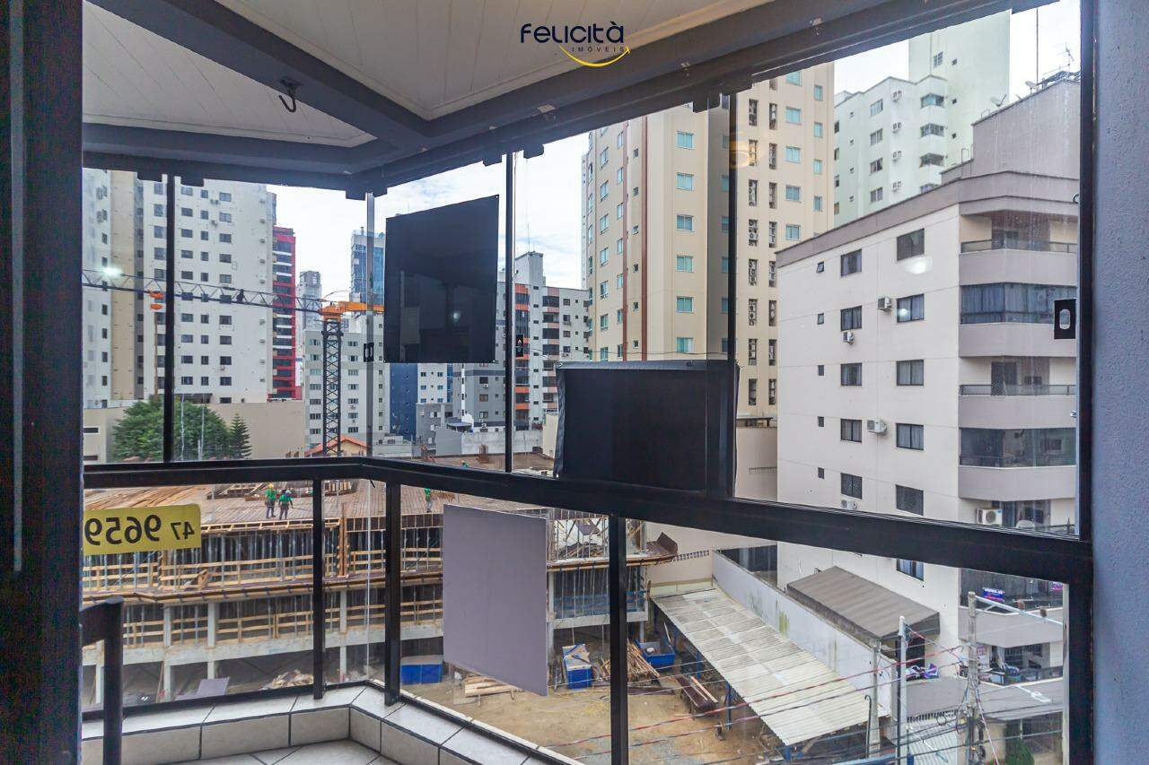 Apartamento de 3 quartos, 110m² no bairro Centro, em Balneário Camboriú | Eu Corretor