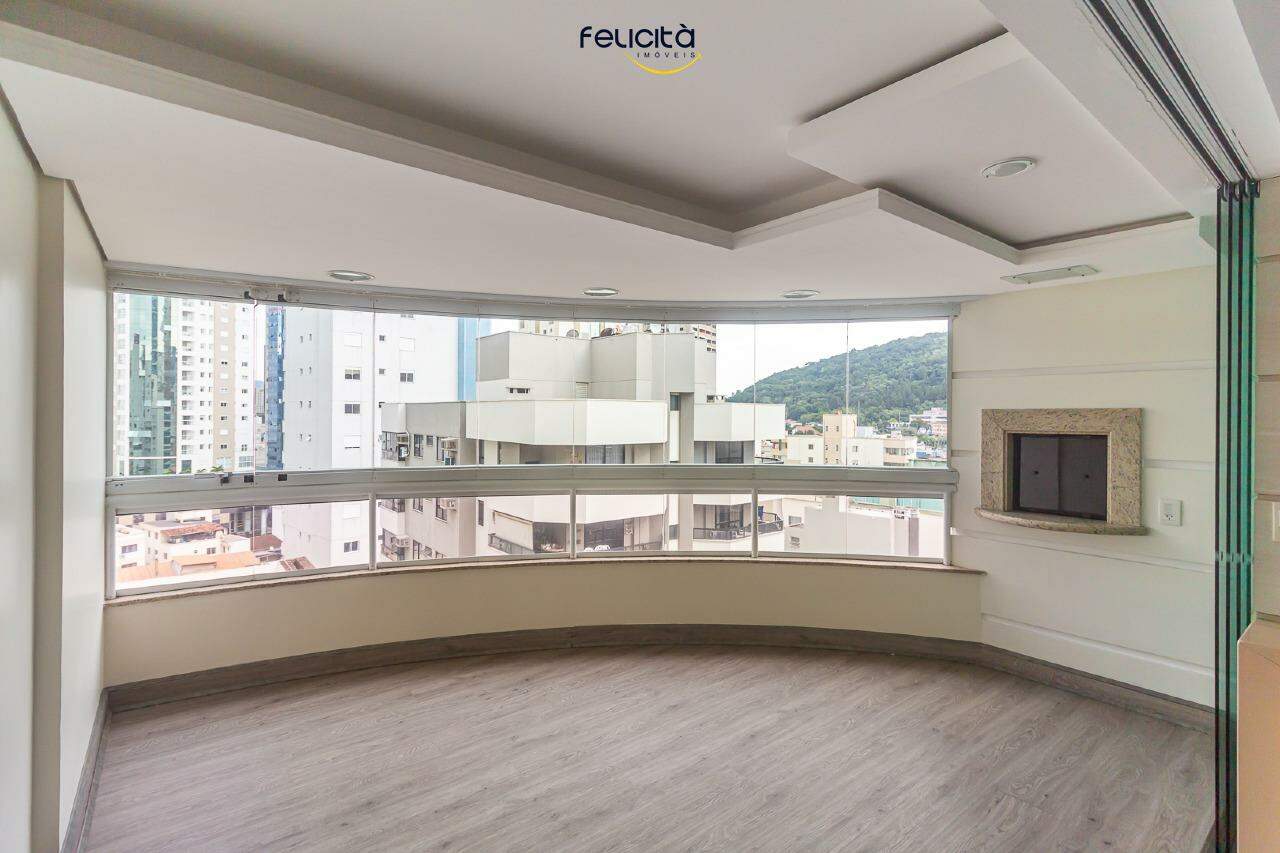 Apartamento de 3 quartos, 136m² no bairro Centro, em Balneário Camboriú | Eu Corretor