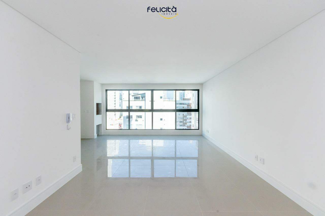Apartamento de 3 quartos, 116m² no bairro Centro, em Balneário Camboriú | Eu Corretor