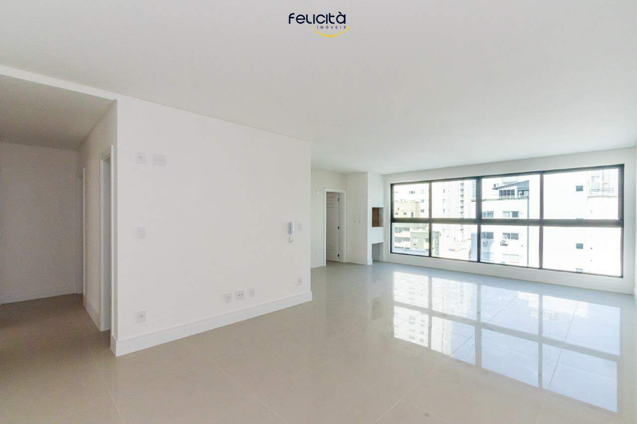 Apartamento de 3 quartos, 116m² no bairro Centro, em Balneário Camboriú | Eu Corretor