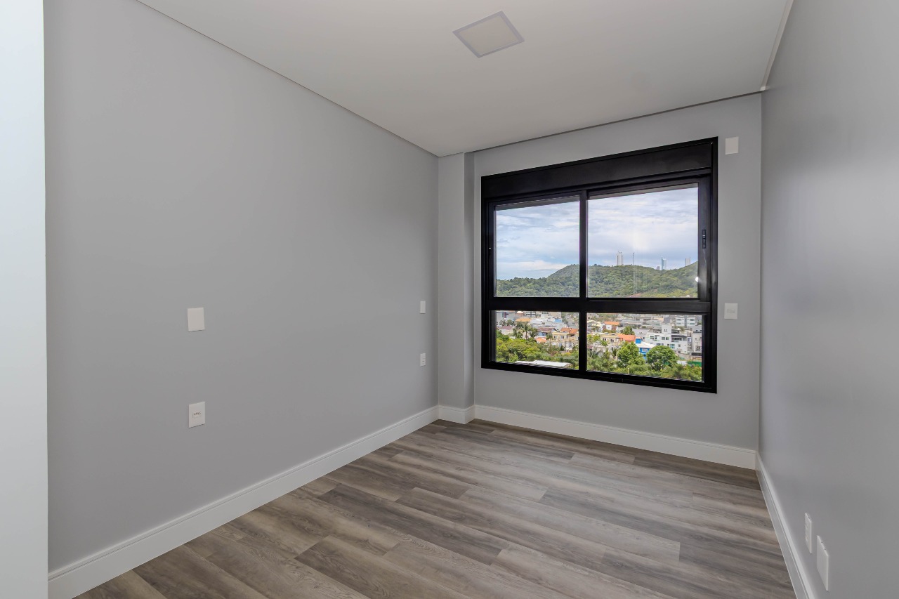 Apartamento à venda no Praia Brava: 