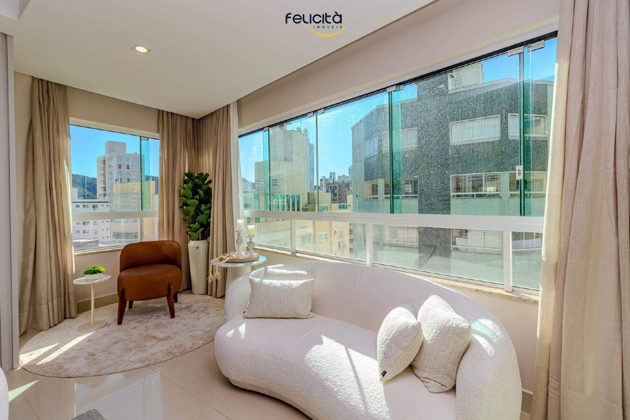 Apartamento de 3 quartos, 130m² no bairro Centro, em Balneário Camboriú | Eu Corretor