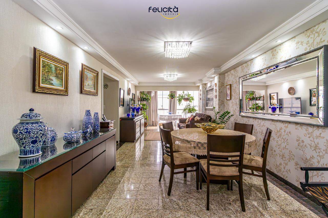 Apartamento de 3 quartos, 134m² no bairro Centro, em Balneário Camboriú | Eu Corretor