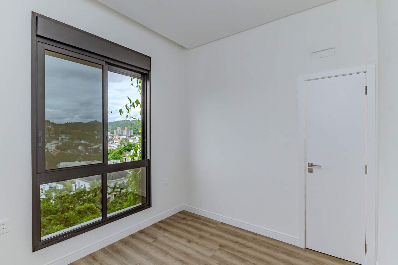 Apartamento à venda no Praia Brava: 