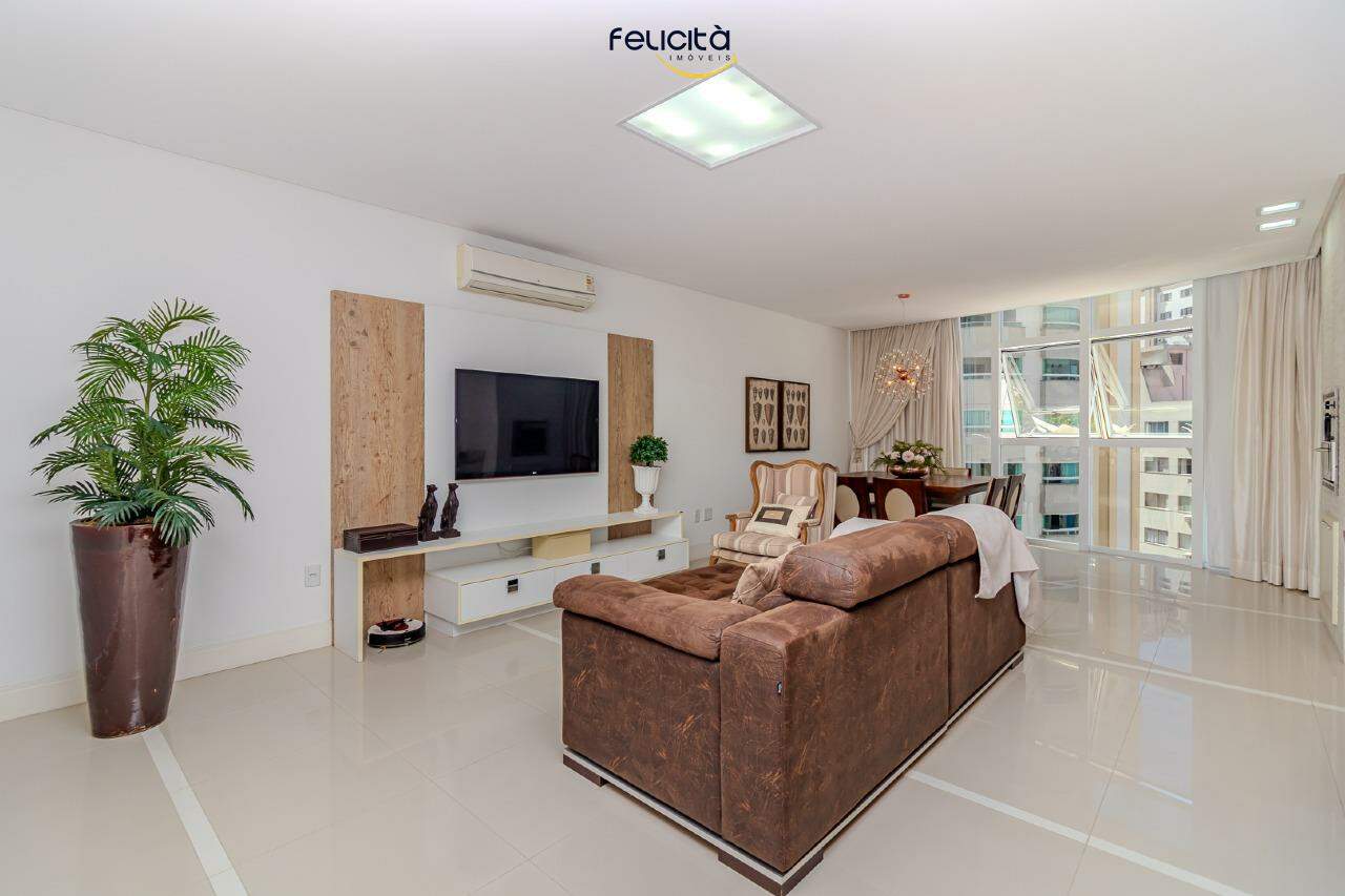 Apartamento de 3 quartos, 130m² no bairro Centro, em Balneário Camboriú | Eu Corretor