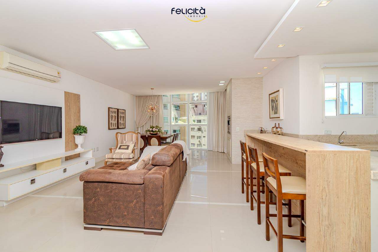 Apartamento de 3 quartos, 130m² no bairro Centro, em Balneário Camboriú | Eu Corretor