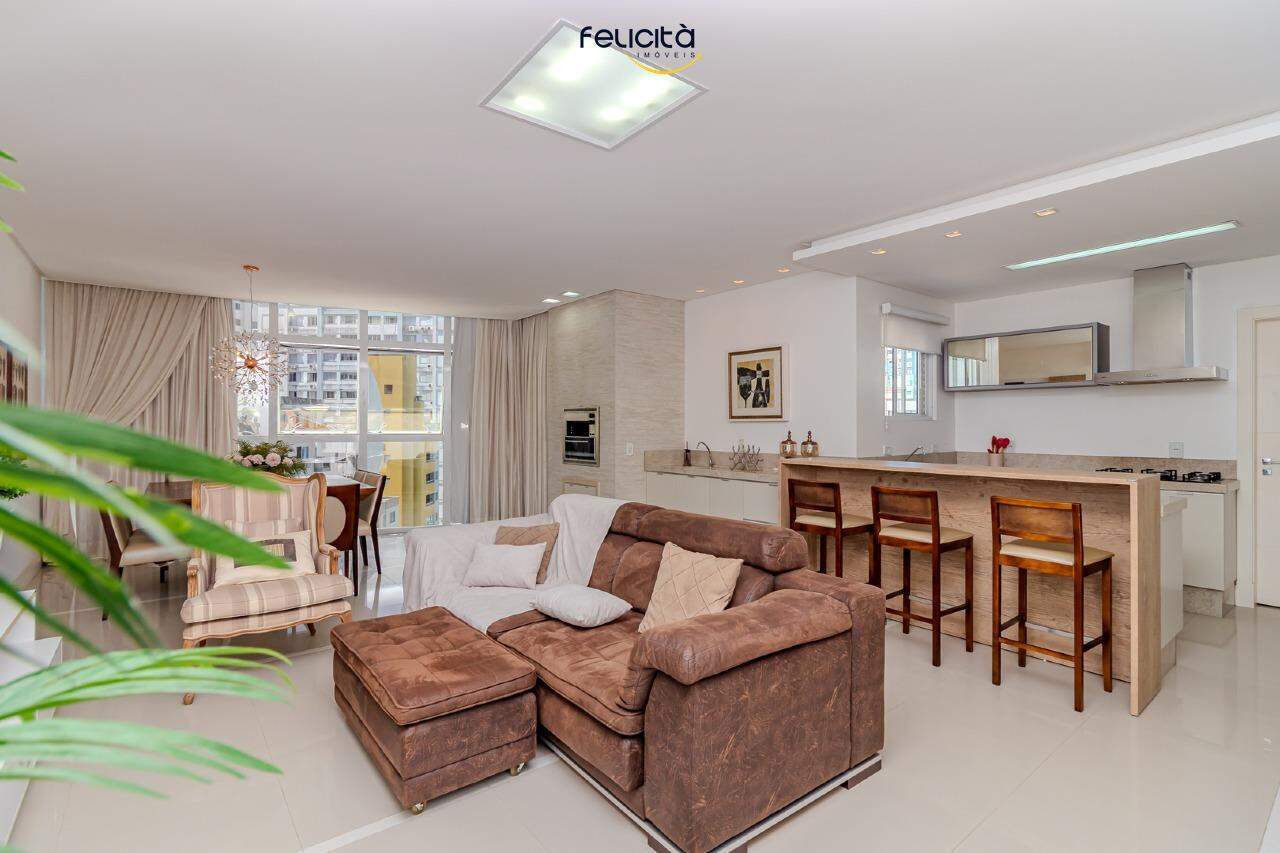 Apartamento de 3 quartos, 130m² no bairro Centro, em Balneário Camboriú | Eu Corretor