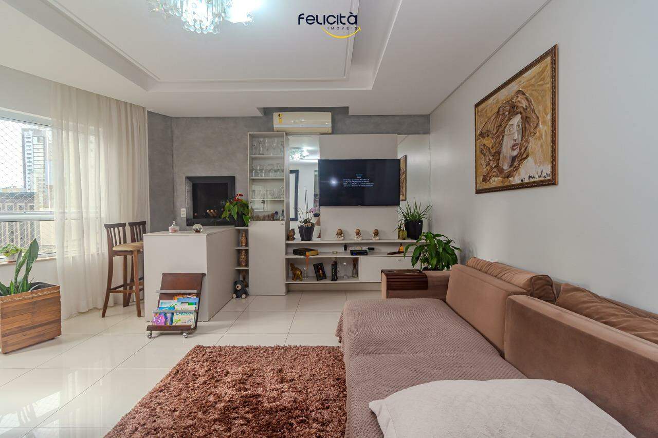 Apartamento de 3 quartos, 125m² no bairro Centro, em Balneário Camboriú | Eu Corretor