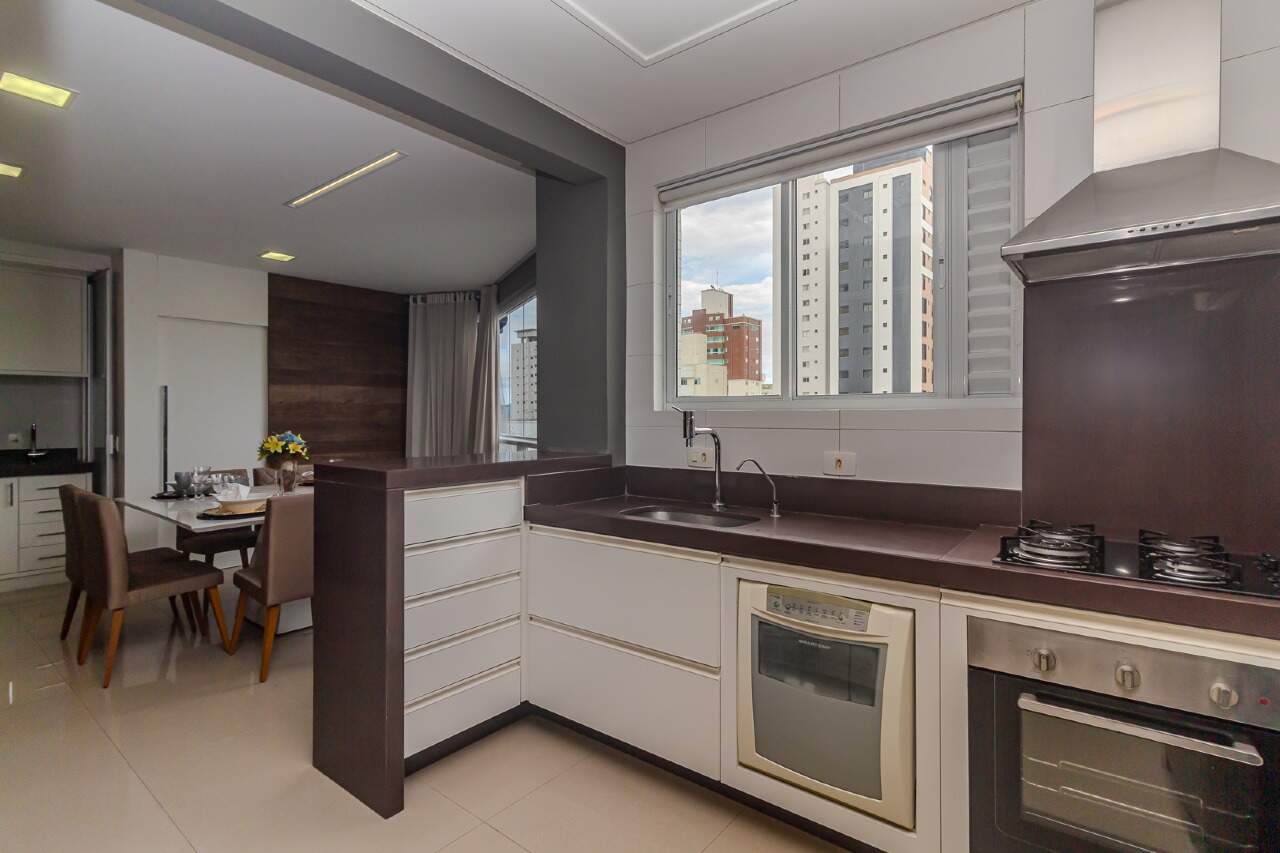 Apartamento de 3 quartos, 118m² no bairro Centro, em Balneário Camboriú | Eu Corretor