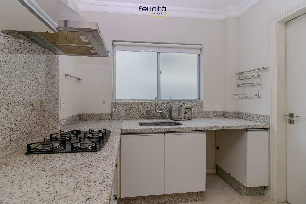 Apartamento de 2 quartos, 148m² no bairro Centro, em Balneário Camboriú | Eu Corretor