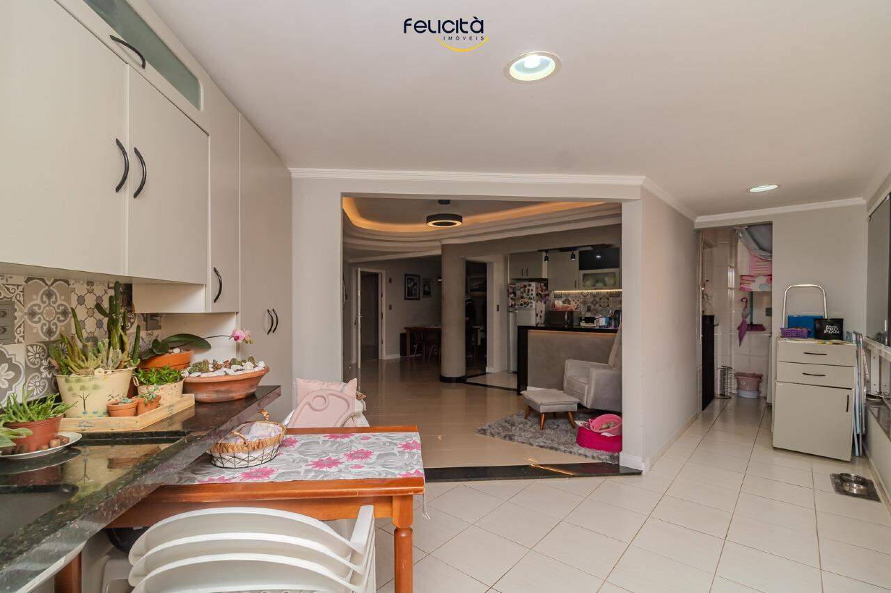 Apartamento de 3 quartos, 109m² no bairro Centro, em Balneário Camboriú | Eu Corretor