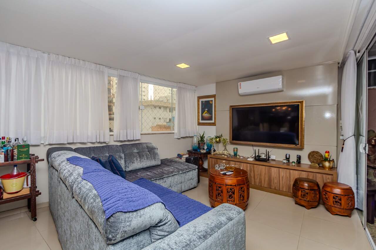 Apartamento diferenciado à venda no Centro: 