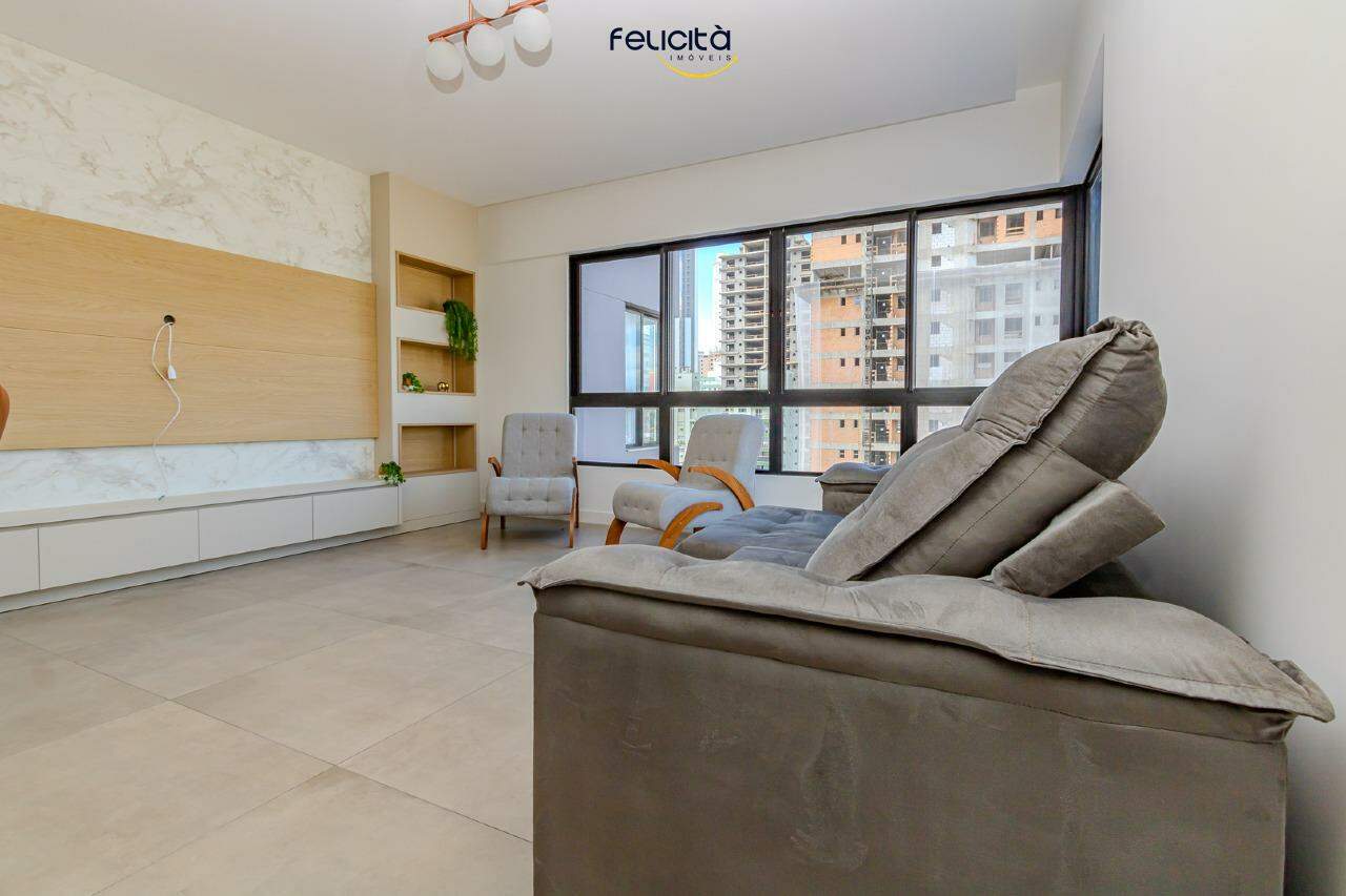 Apartamento de 3 quartos, 134m² no bairro Centro, em Balneário Camboriú | Eu Corretor