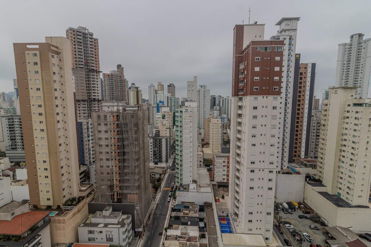 Apartamento de 2 quartos, 115m² no bairro Centro, em Balneário Camboriú | Eu Corretor