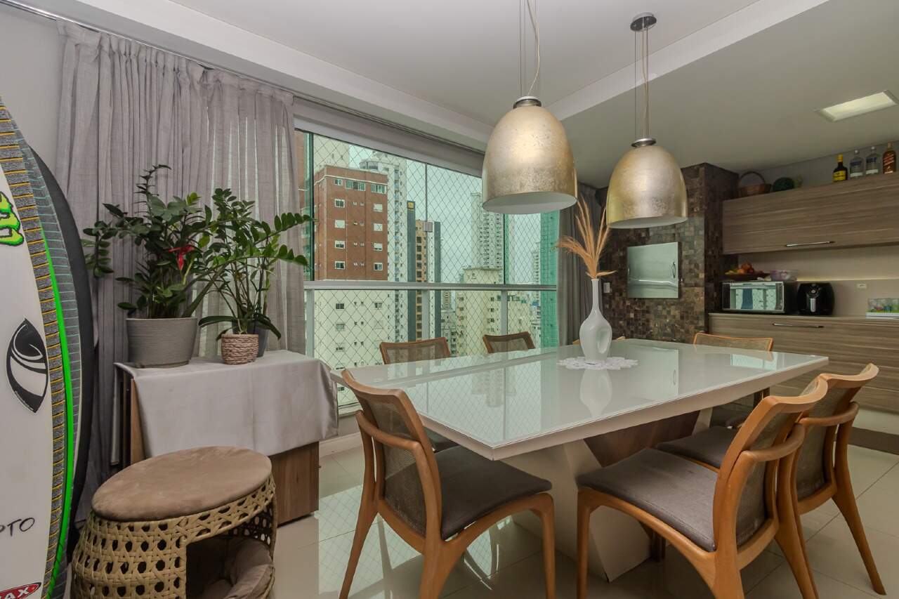 Apartamento de 2 quartos, 115m² no bairro Centro, em Balneário Camboriú | Eu Corretor