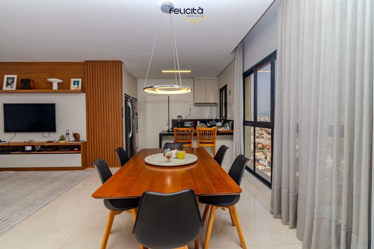 Apartamento de 4 quartos, 138m² no bairro Centro, em Balneário Camboriú | Eu Corretor