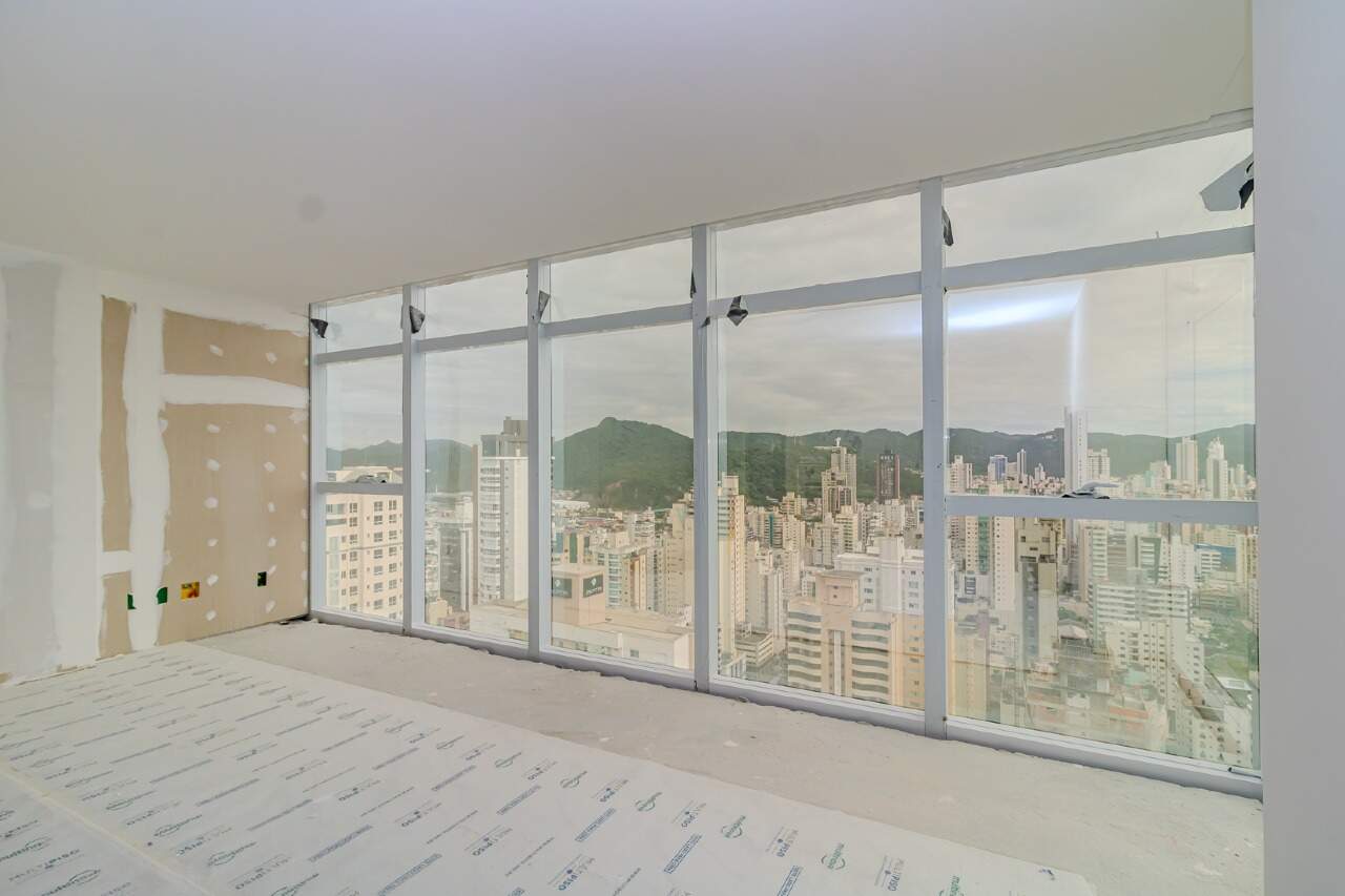 Apartamento de 3 quartos, 125m² no bairro Centro, em Balneário Camboriú | Eu Corretor