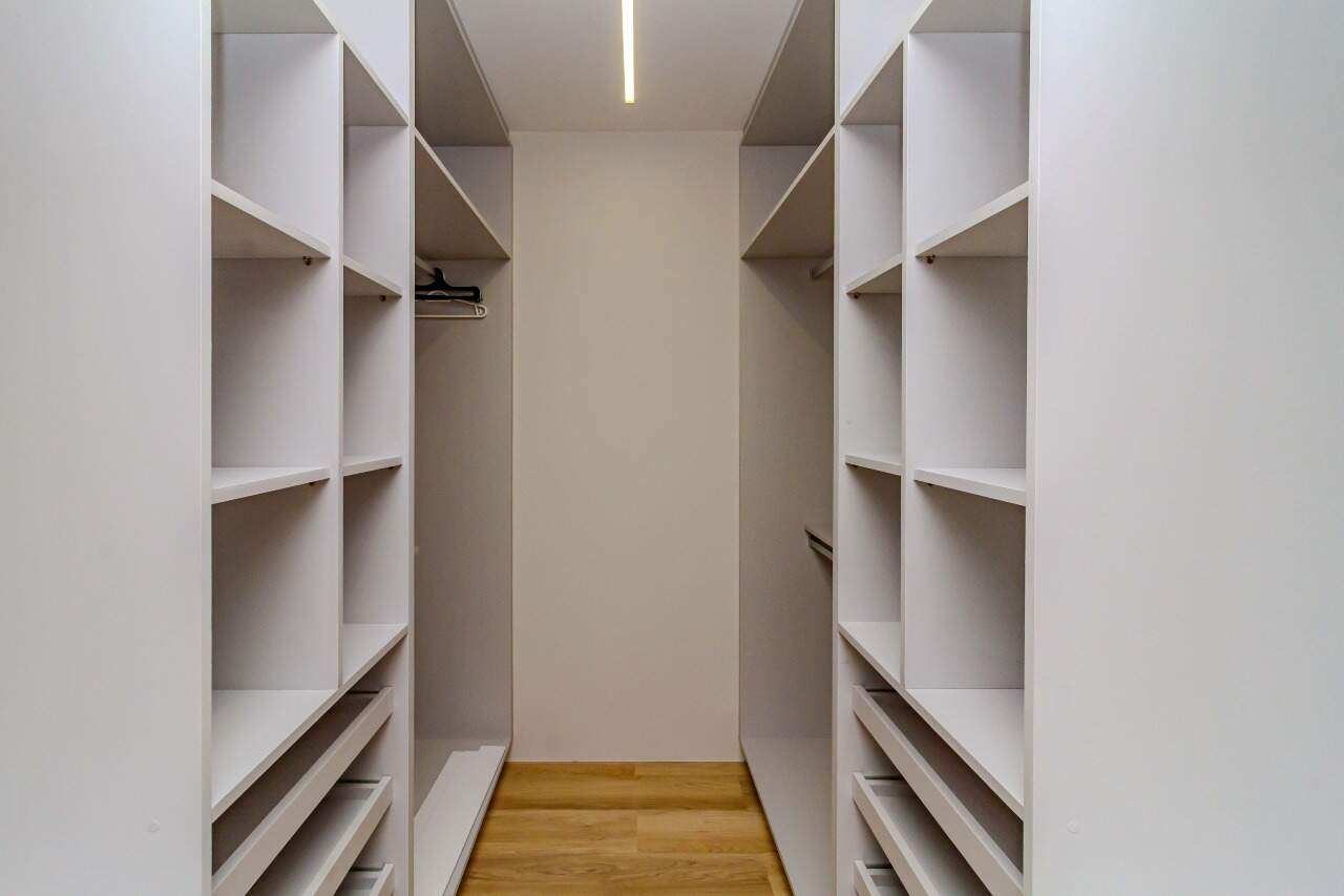 Apartamento à venda no Pioneiros: 