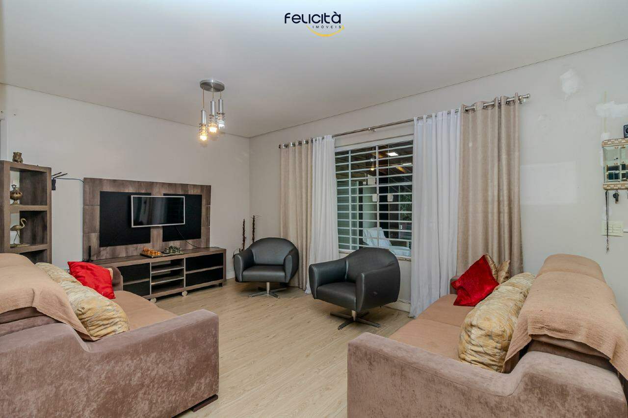 Casa de 3 quartos, 180m² no bairro Centro, em Balneário Camboriú | Eu Corretor