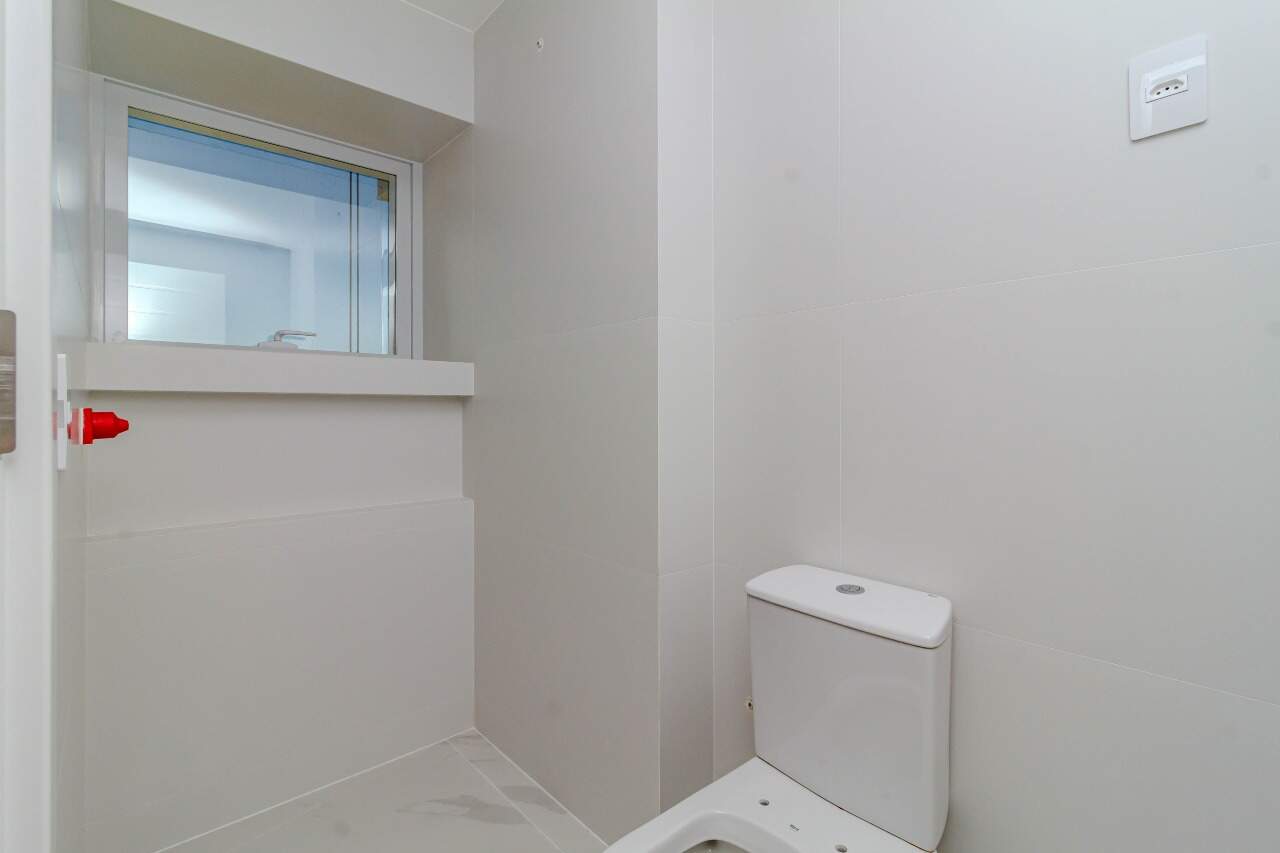 Apartamento à venda no Pioneiros: 