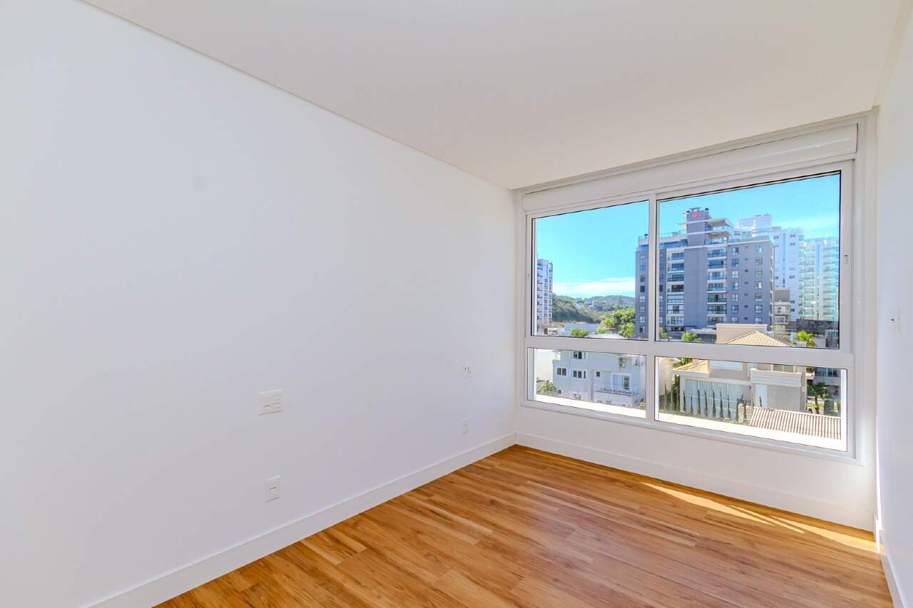 Apartamento à venda no Praia Brava: