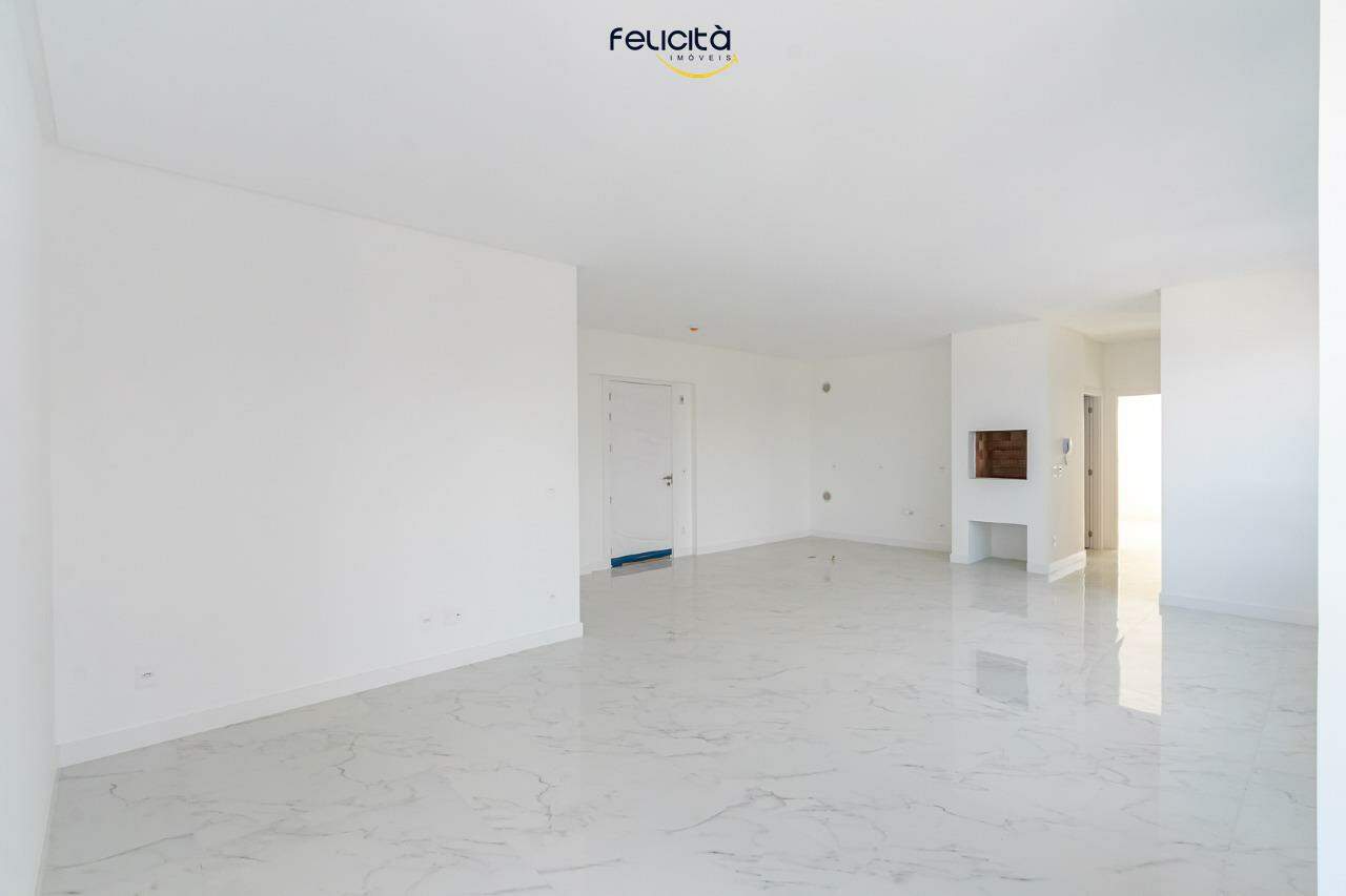 Apartamento de 3 quartos, 133m² no bairro Centro, em Balneário Camboriú | Eu Corretor